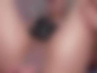 CataleyaBianchi's Live Sex Cam Show