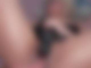 CataleyaBianchi's Live Sex Cam Show