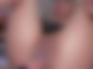 CataleyaBianchi's Live Sex Cam Show