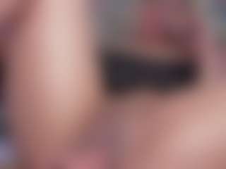 CataleyaBianchi's Live Sex Cam Show