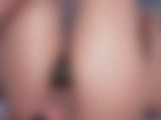CataleyaBianchi's Live Sex Cam Show
