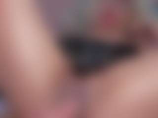 CataleyaBianchi's Live Sex Cam Show