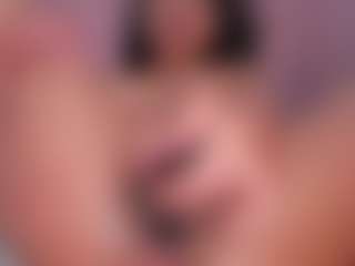 CataleyaBianchi's Live Sex Cam Show