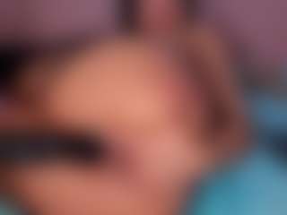 CataleyaBianchi's Live Sex Cam Show