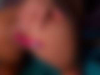 CataleyaBianchi's Live Sex Cam Show