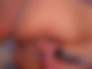 Live cam show with CataleyaBianchi - Lovely on liverealitysex.com