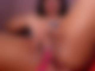 CataleyaBianchi's Live Sex Cam Show