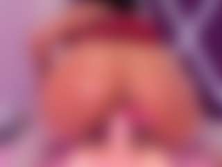 CataleyaBianchi's Live Sex Cam Show