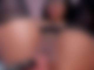 Live cam show with CataleyaBianchi - Shaved on AdultVida.com
