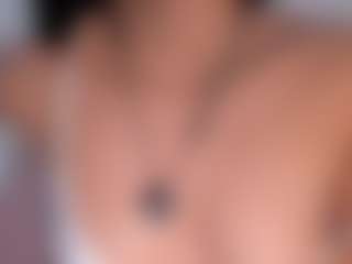 CataleyaBianchi's Live Sex Cam Show