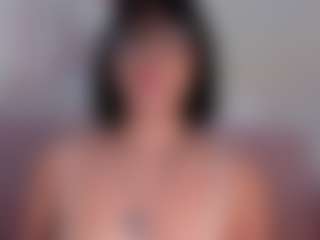 CataleyaBianchi's Live Sex Cam Show