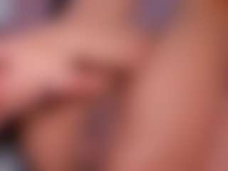 CataleyaBianchi's Live Sex Cam Show