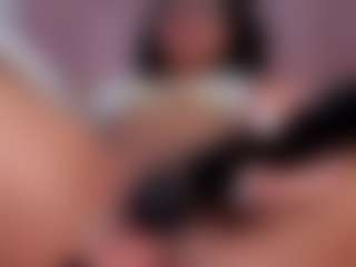 CataleyaBianchi's Live Sex Cam Show