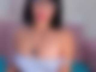 CataleyaBianchi's Live Sex Cam Show