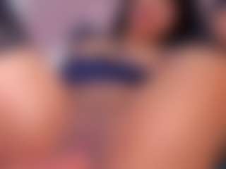 CataleyaBianchi's Live Sex Cam Show