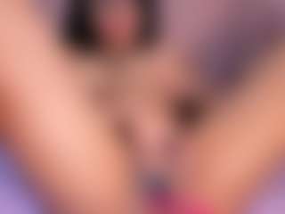 CataleyaBianchi's Live Sex Cam Show
