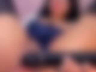 CataleyaBianchi's Live Sex Cam Show