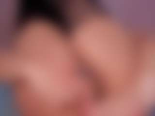 Live cam show with CataleyaBianchi - Bedroom on mypornchat.com