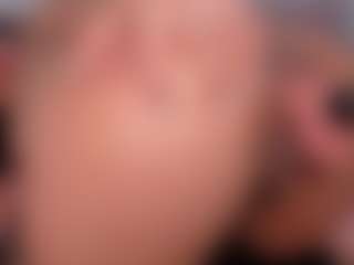 CataleyaBianchi's Live Sex Cam Show