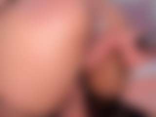CataleyaBianchi's Live Sex Cam Show