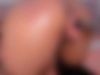 CataleyaBianchi's Live Sex Cam Show