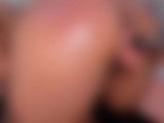 CataleyaBianchi's Live Sex Cam Show