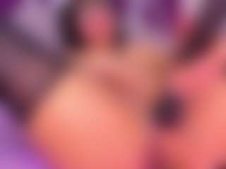 CataleyaBianchi's Live Sex Cam Show