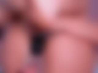CataleyaBianchi's Live Sex Cam Show