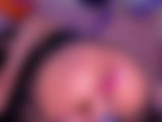 CataleyaBianchi's Live Sex Cam Show