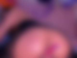 CataleyaBianchi's Live Sex Cam Show