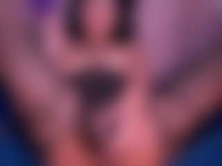 CataleyaBianchi's Live Sex Cam Show