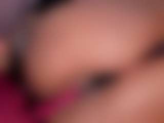CataleyaBianchi's Live Sex Cam Show