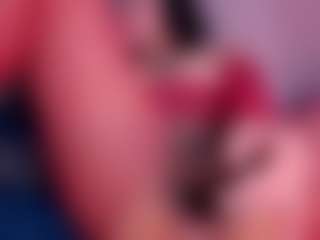 CataleyaBianchi's Live Sex Cam Show