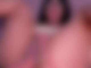 CataleyaBianchi's Live Sex Cam Show
