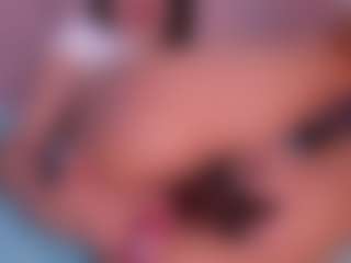 CataleyaBianchi's Live Sex Cam Show