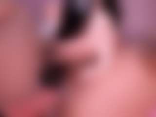 CataleyaBianchi's Live Sex Cam Show
