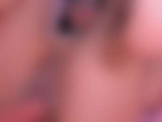 CataleyaBianchi's Live Sex Cam Show