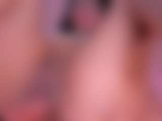 CataleyaBianchi's Live Sex Cam Show