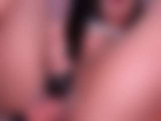 CataleyaBianchi's Live Sex Cam Show