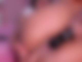 CataleyaBianchi's Live Sex Cam Show