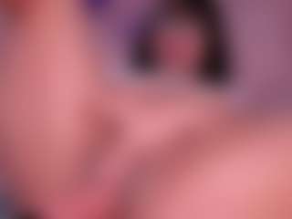 CataleyaBianchi's Live Sex Cam Show