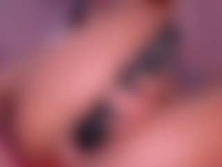CataleyaBianchi's Live Sex Cam Show