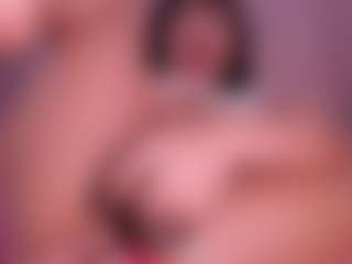CataleyaBianchi's Live Sex Cam Show