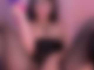 CataleyaBianchi's Live Sex Cam Show