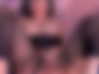 CataleyaBianchi's Live Sex Cam Show