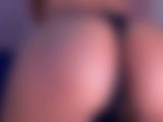 Live cam show with CataleyaBianchi - Small Tits on Nude Chat * 1 On 1 Webcam Sex * Live Cam Show