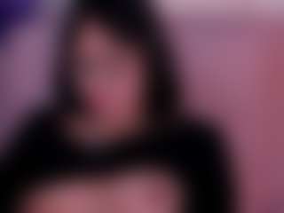 CataleyaBianchi's Live Sex Cam Show