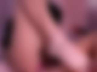 CataleyaBianchi's Live Sex Cam Show