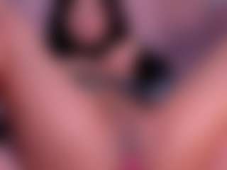 CataleyaBianchi's Live Sex Cam Show