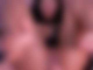 CataleyaBianchi's Live Sex Cam Show